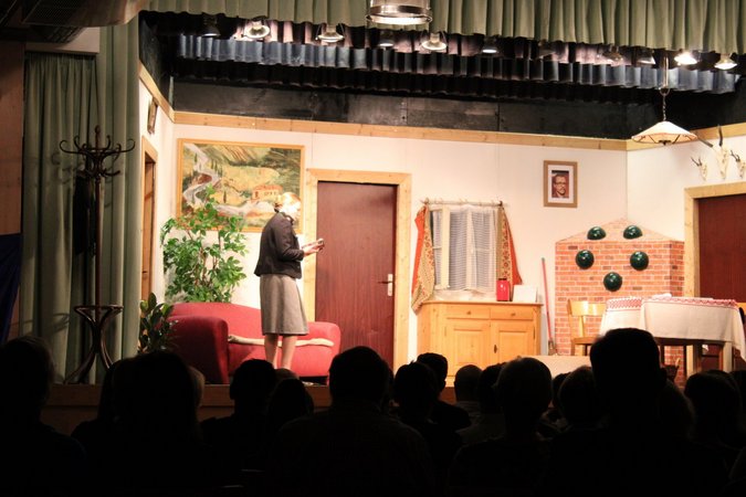 Theater "Alptraum einer Schwiegermutter" Teil 1